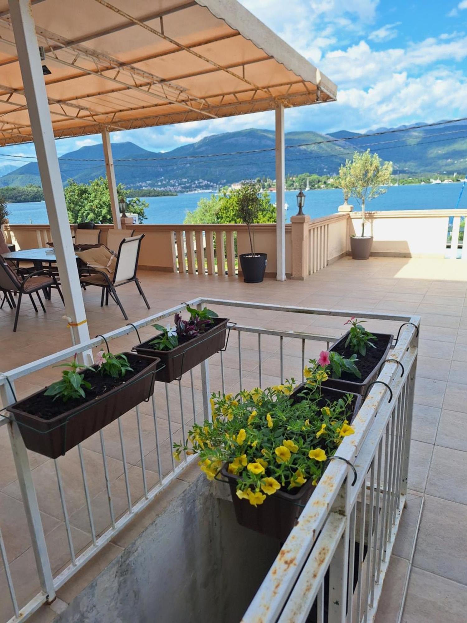Apartments Klakor Ps Tivat Exteriér fotografie